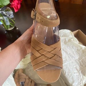 UGG Uma Wedge Sandal